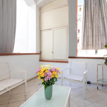 - 21 Steps To Everywhere In Apartment *